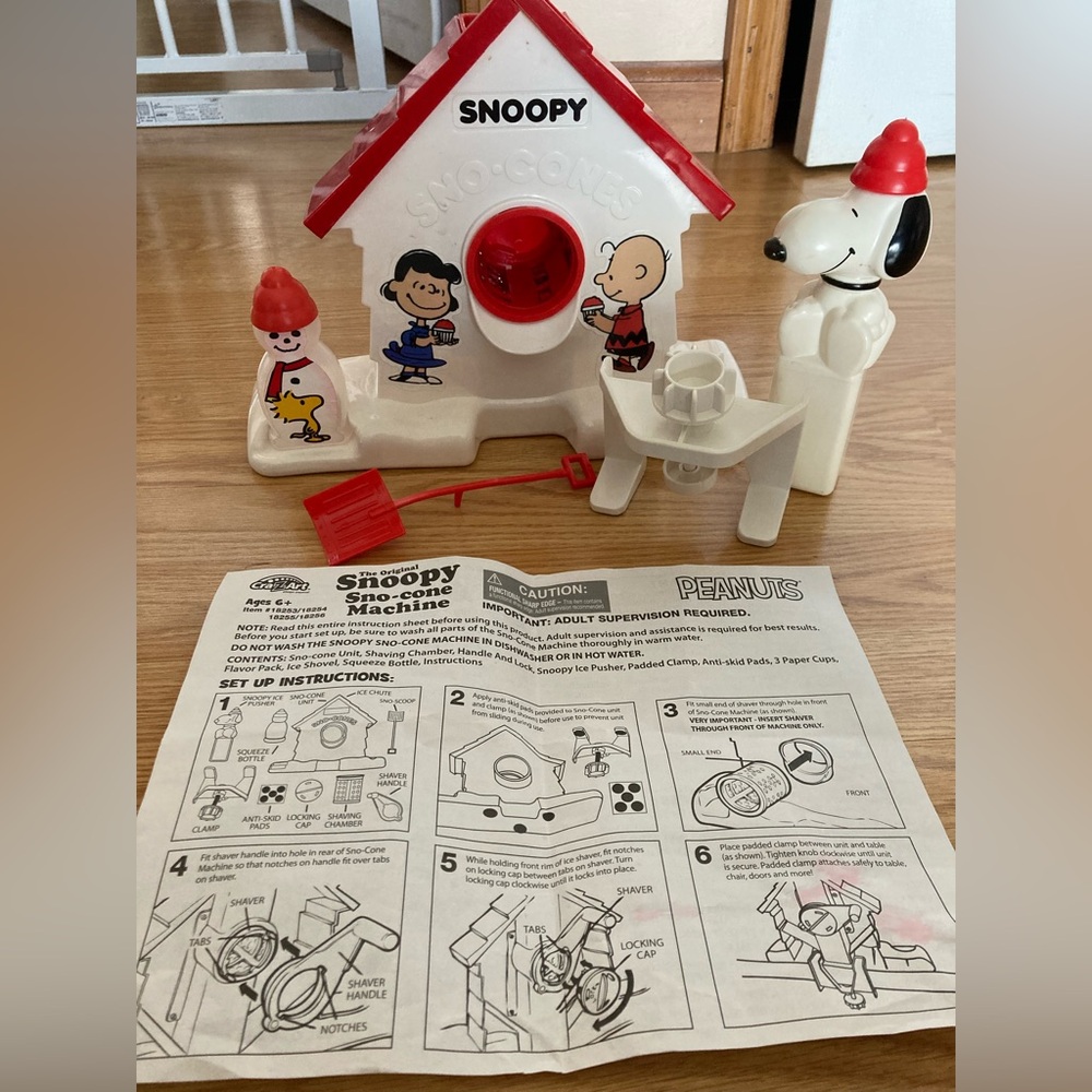 Snoopy Snow Cone Machine